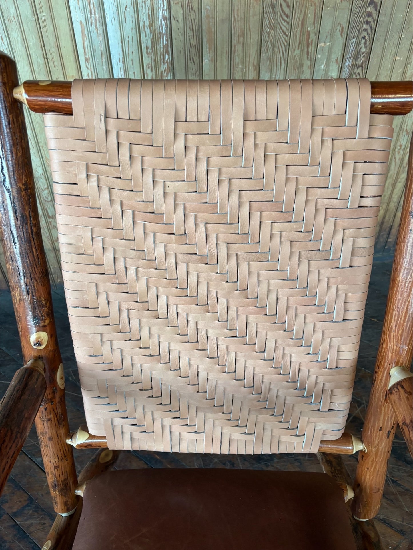 Lean Back Chair- FREE SHIPPING