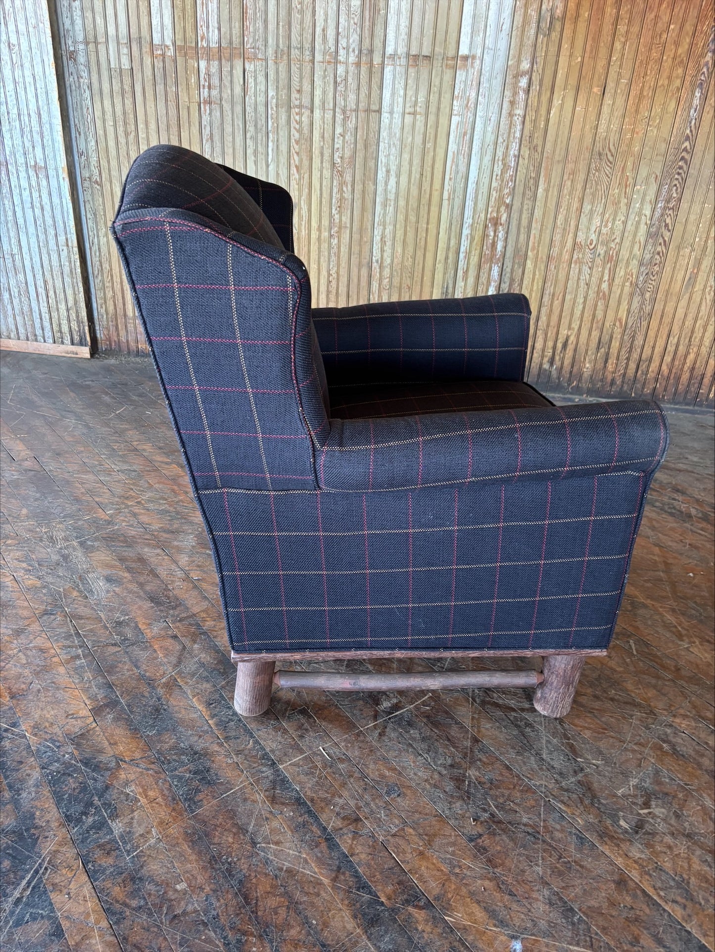 LCH360 Lounge Chair - FREE SHIPPING