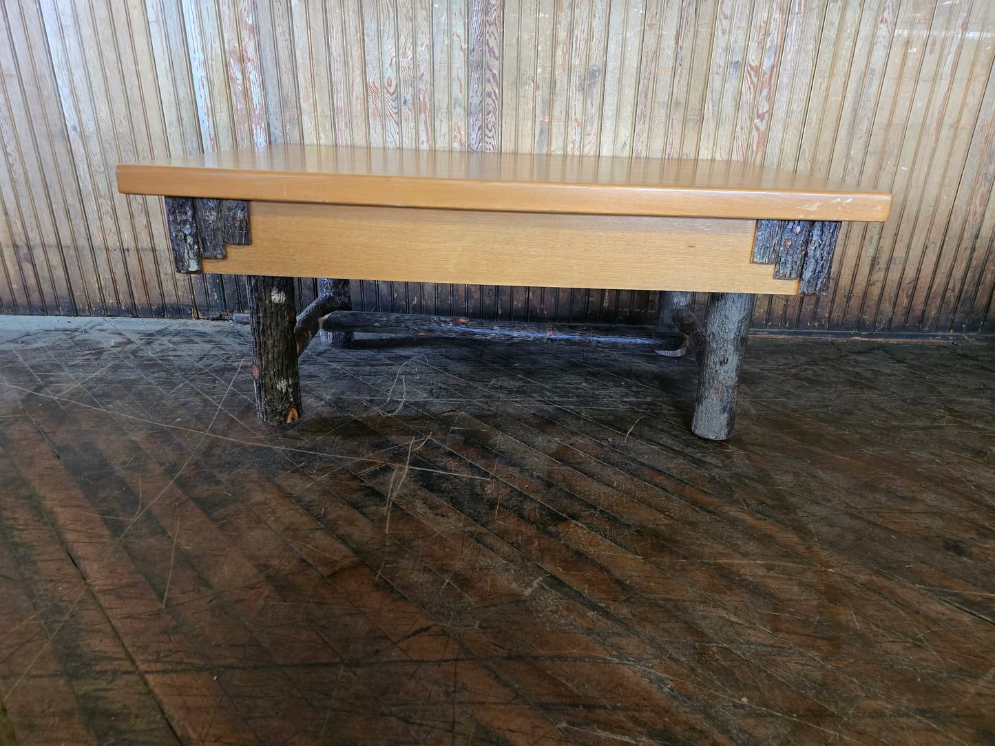 Cocktail Table PRICE REDUCED!!!- FREE SHIPPING