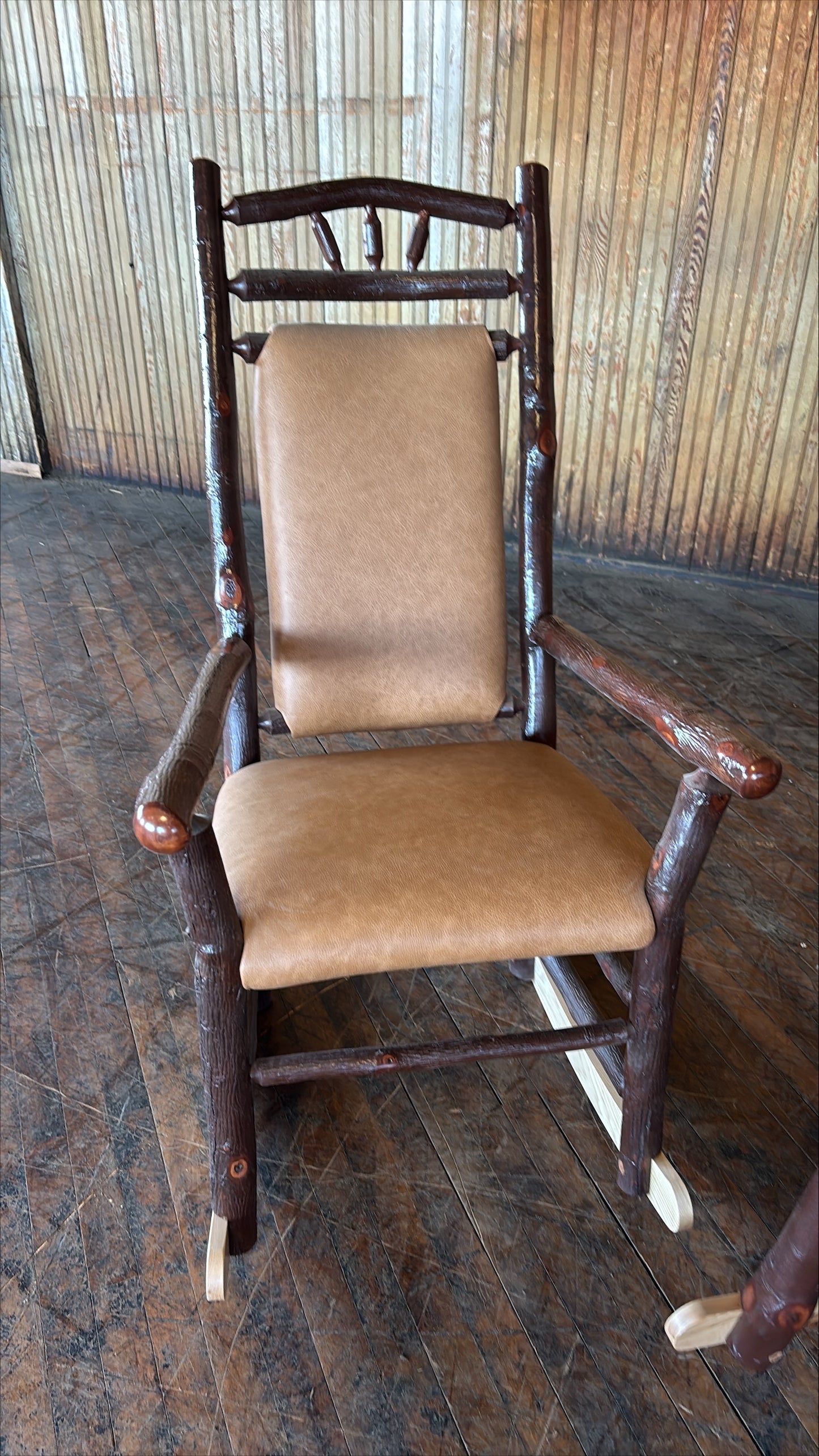Wagon Wheel Leather Rocking Chair Set - FREE SHIPPING