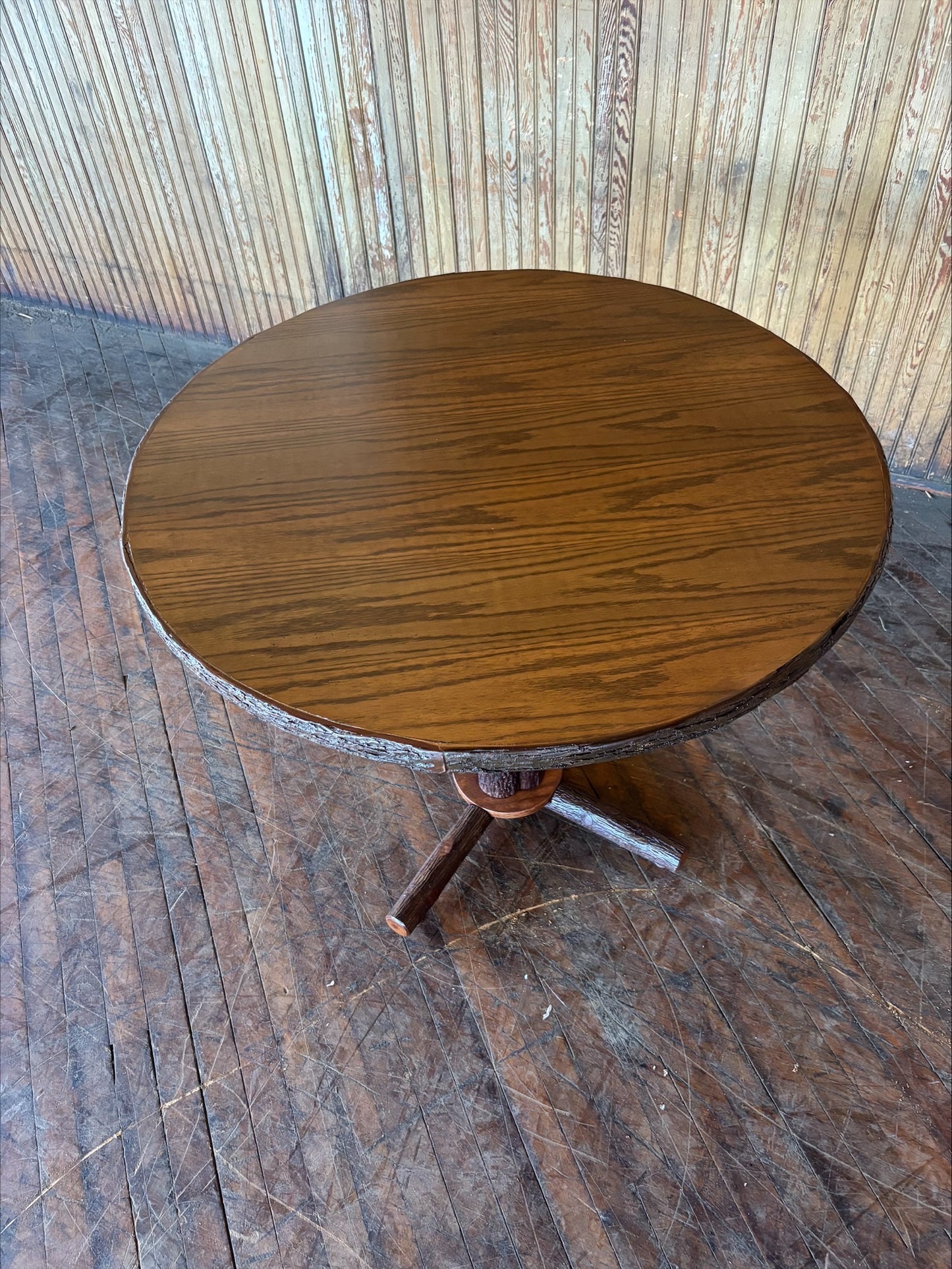 Oak Dining Table - FREE SHIPPING