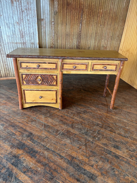 Pine Desk - FREE SHIPPING