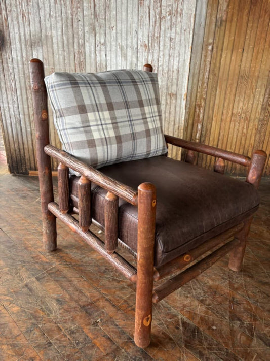 Old Faithful Lounge Chair - FREE SHIPPING