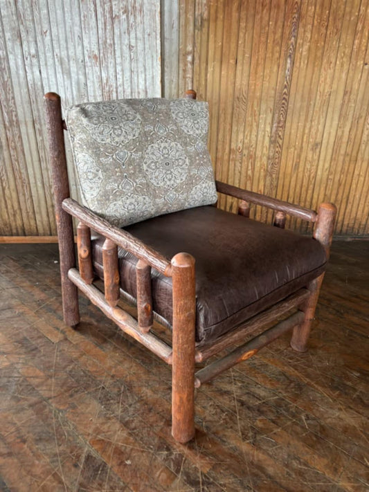 Old Faithful Lounge Chair - FREE SHIPPING