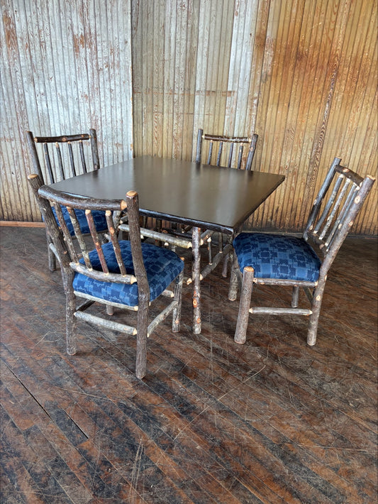 Pine Dining Table and 4 Chair Set - FREE SHIPPING