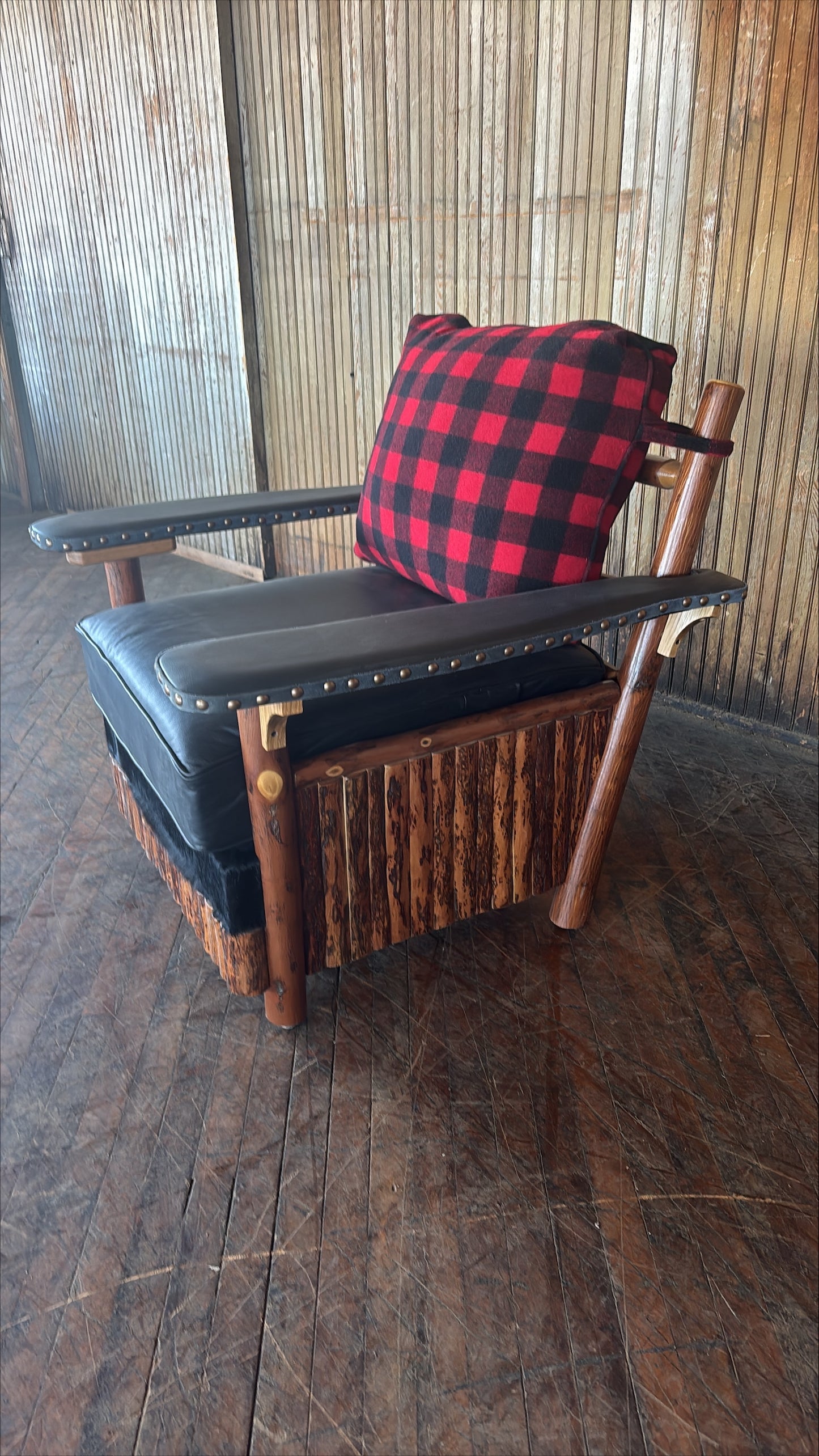 Cody Club Lounge Chair - FREE SHIPPING