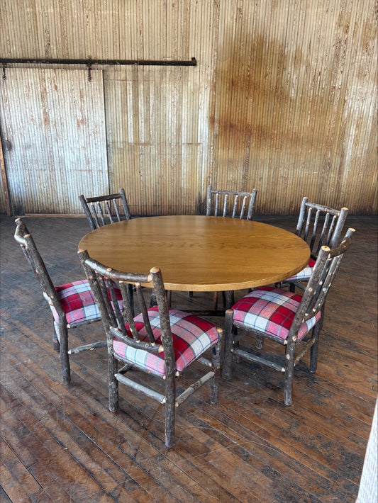 Oak Dining Table and 6 Chair Set - FREE SHIPPING